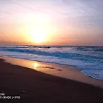 In Sea Horizon *